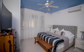 Ocho Rios Penthouse At Whispering Seas