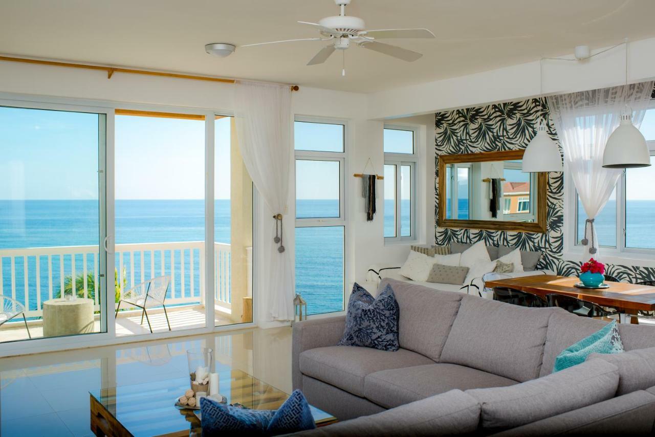 Ocho Rios Penthouse At Whispering Seas Apartment Exterior photo