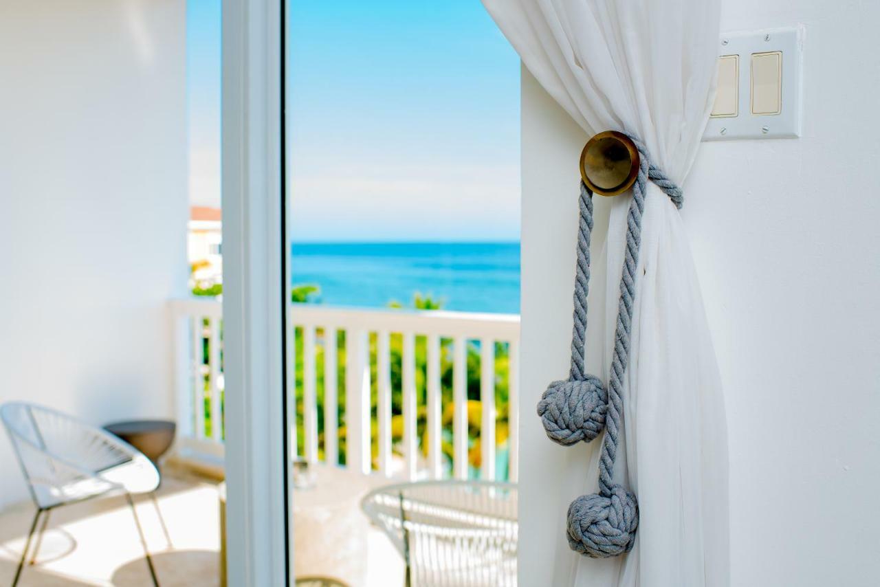 Ocho Rios Penthouse At Whispering Seas Apartment Exterior photo